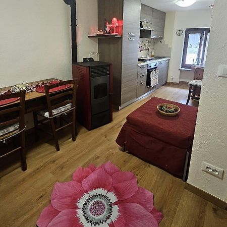 L' Archetto Apartment ลาซัลเล ภายนอก รูปภาพ